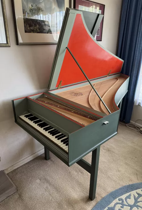 #548 Zuckermann Flemish Single V harpsichord 55K webp