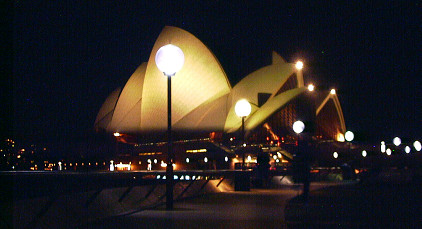 Sydney Opera House at night 37K jpeg