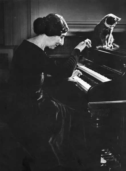 Wanda Landowska 14K webp