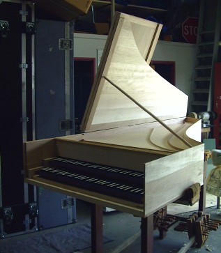 Franco-Flemish Harpsichord 40K jpeg