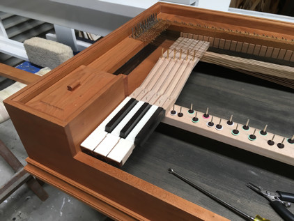 Gerlach clavichord installing the action 49K jpeg