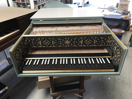 Ruckers Double harpsichord: Lower keyboard installed 74K jpeg